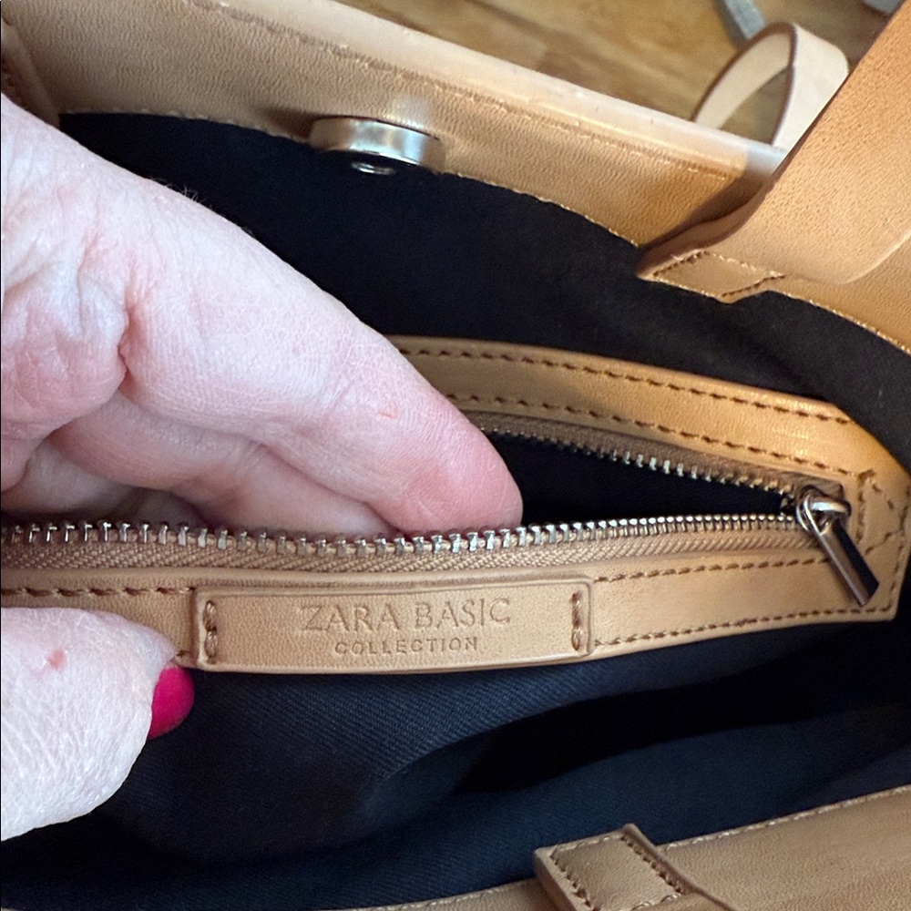 Zara Basic bucket bag - image 7